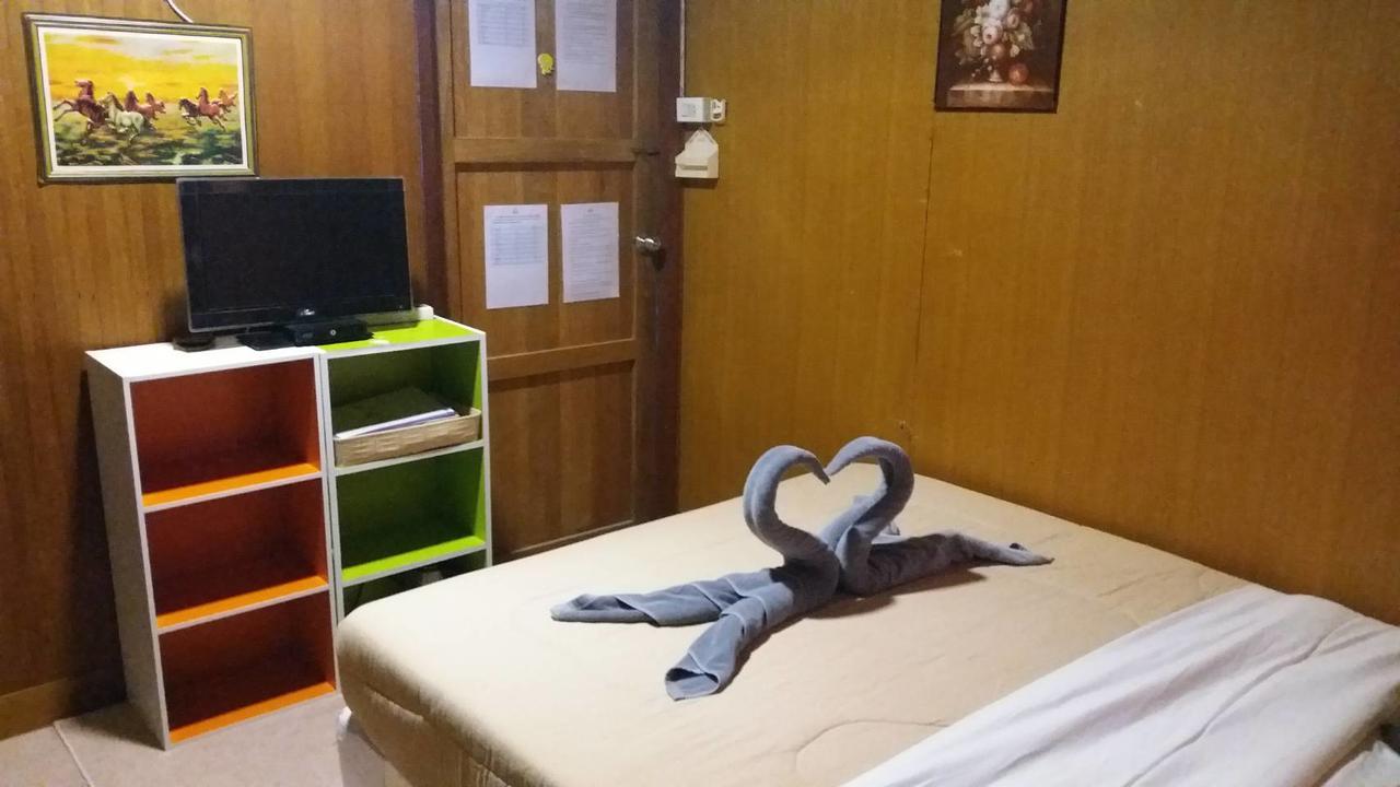 L.J.Guesthouse Ko Pha Ngan Buitenkant foto