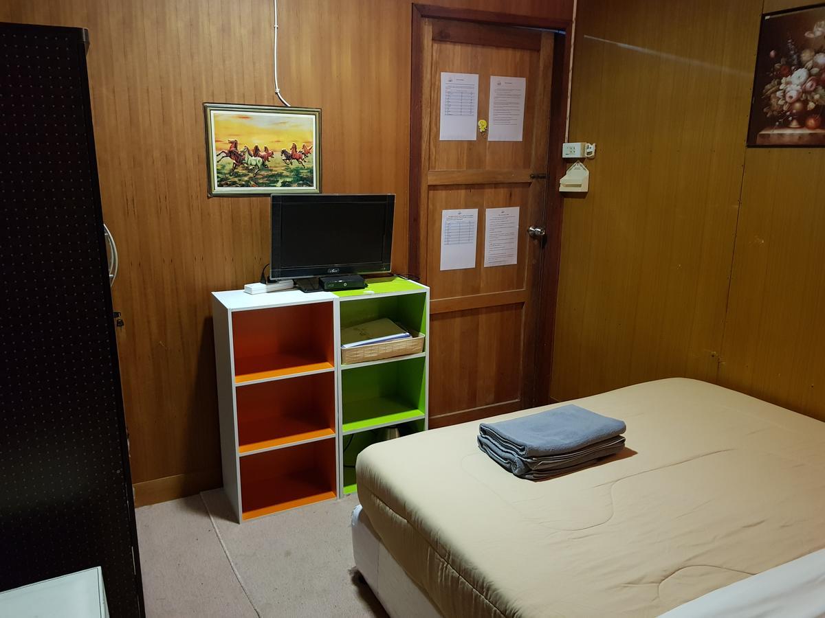 L.J.Guesthouse Ko Pha Ngan Buitenkant foto